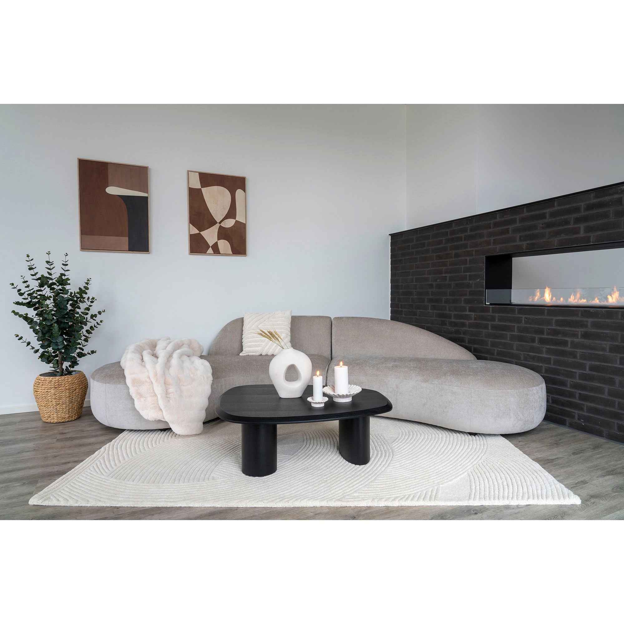 Tirano – Couchtisch in Schwarz, MDF mit Eschefurnier, 96x78x32 cm